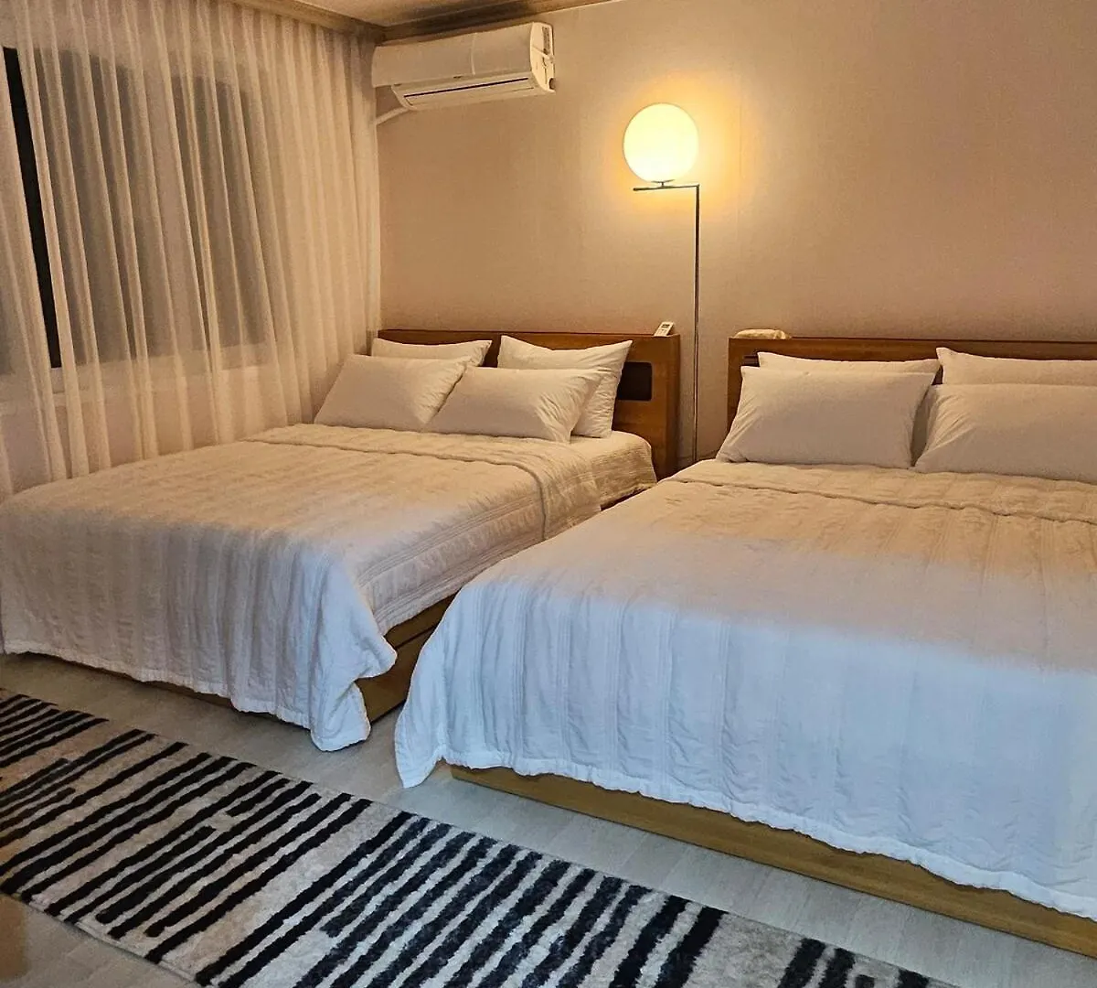 Blue Sands Busan Villa